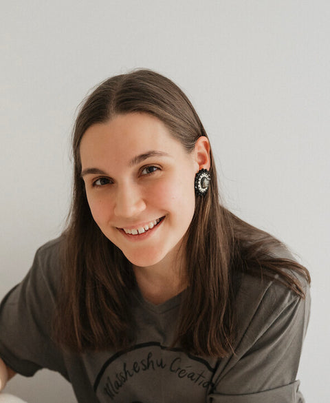 Botanical beaded cabochon earrings