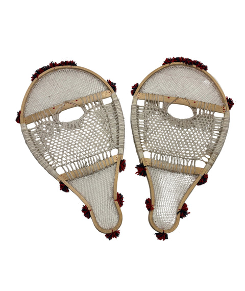 Beaver Tail Style Snowshoe