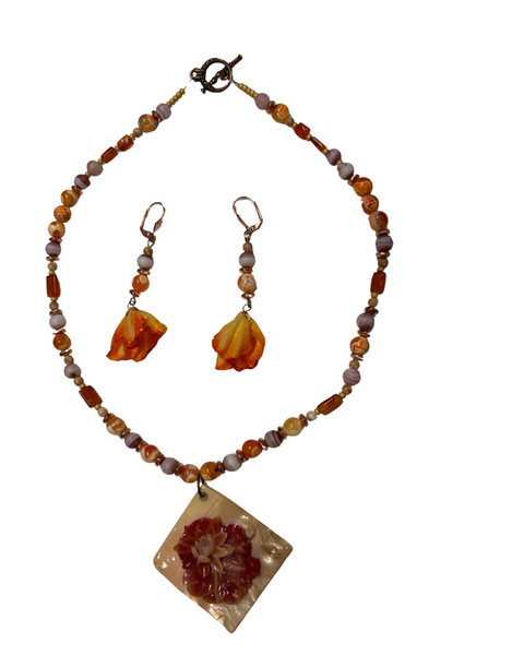 Orange Agate & Shell Pendant Jewelry Set – Necklace & Earrings