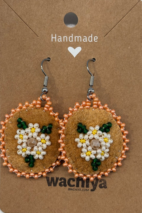 Round Cree Floral Beaded Moosehide Earrings (1")