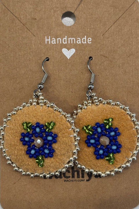 Round Cree Floral Beaded Moosehide Earrings (1")