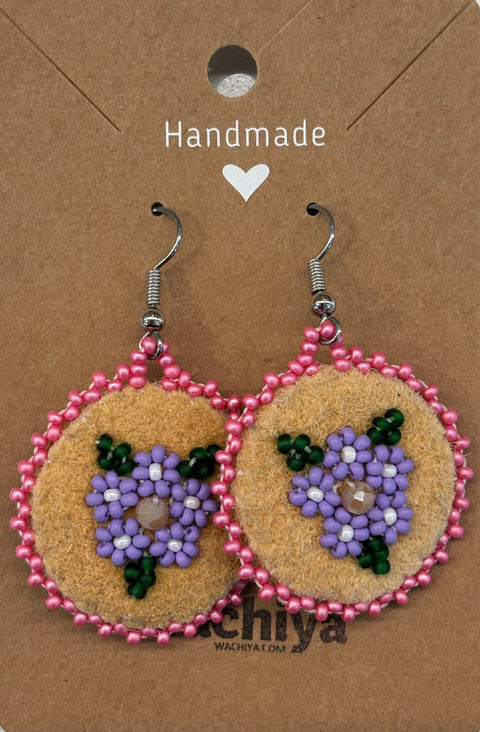 Round Cree Floral Beaded Moosehide Earrings (1")